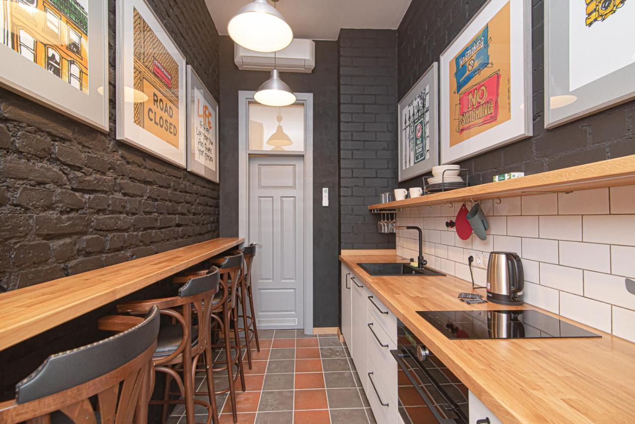 Modern Vilnius Old Town Apartment With Free Parking Ngoại thất bức ảnh